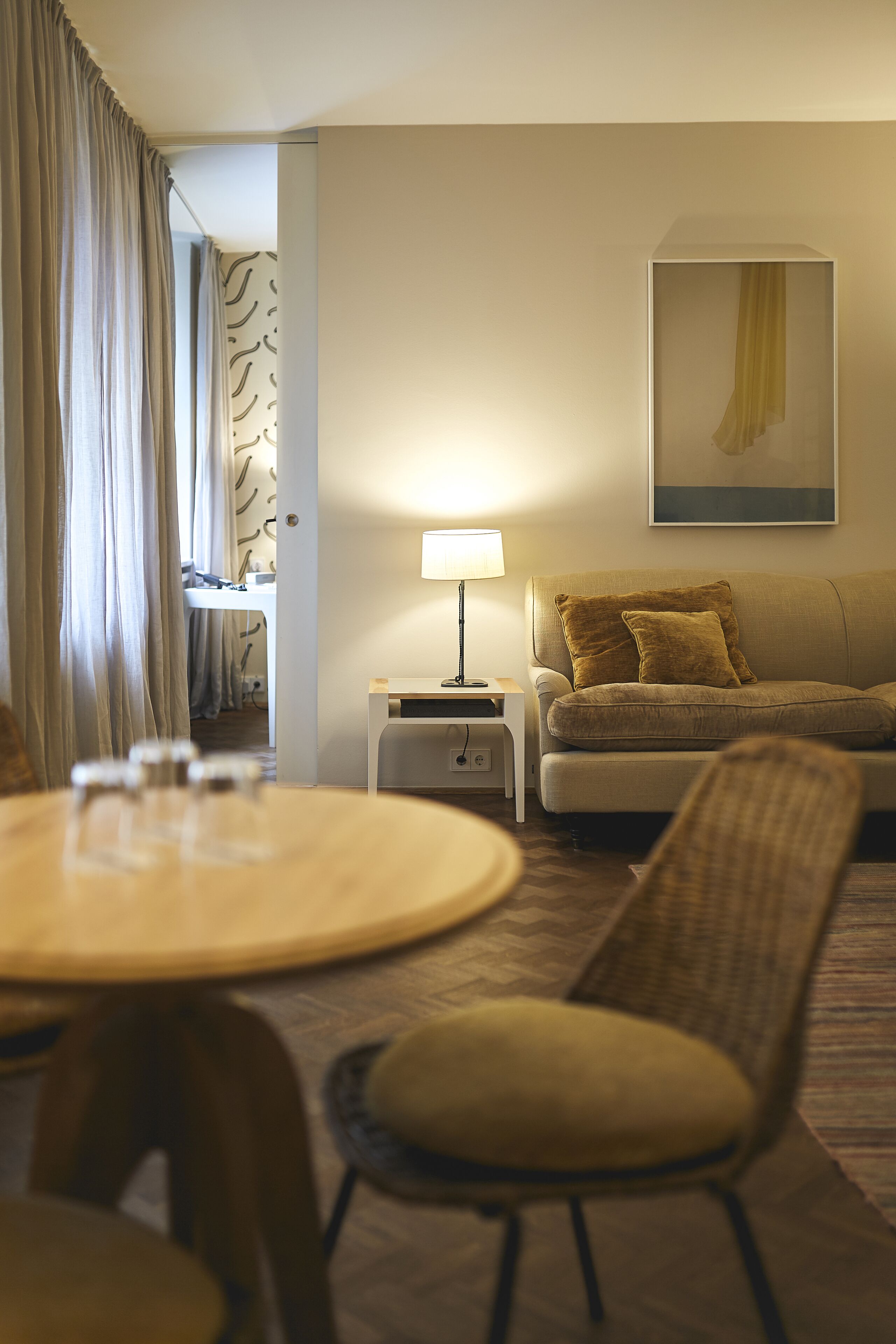 CORTIINA 2 Bedroom Suite | Wohnbereich | LED-Fernseher, DVD-Player, iPod-Dockingstation, Pay-TV