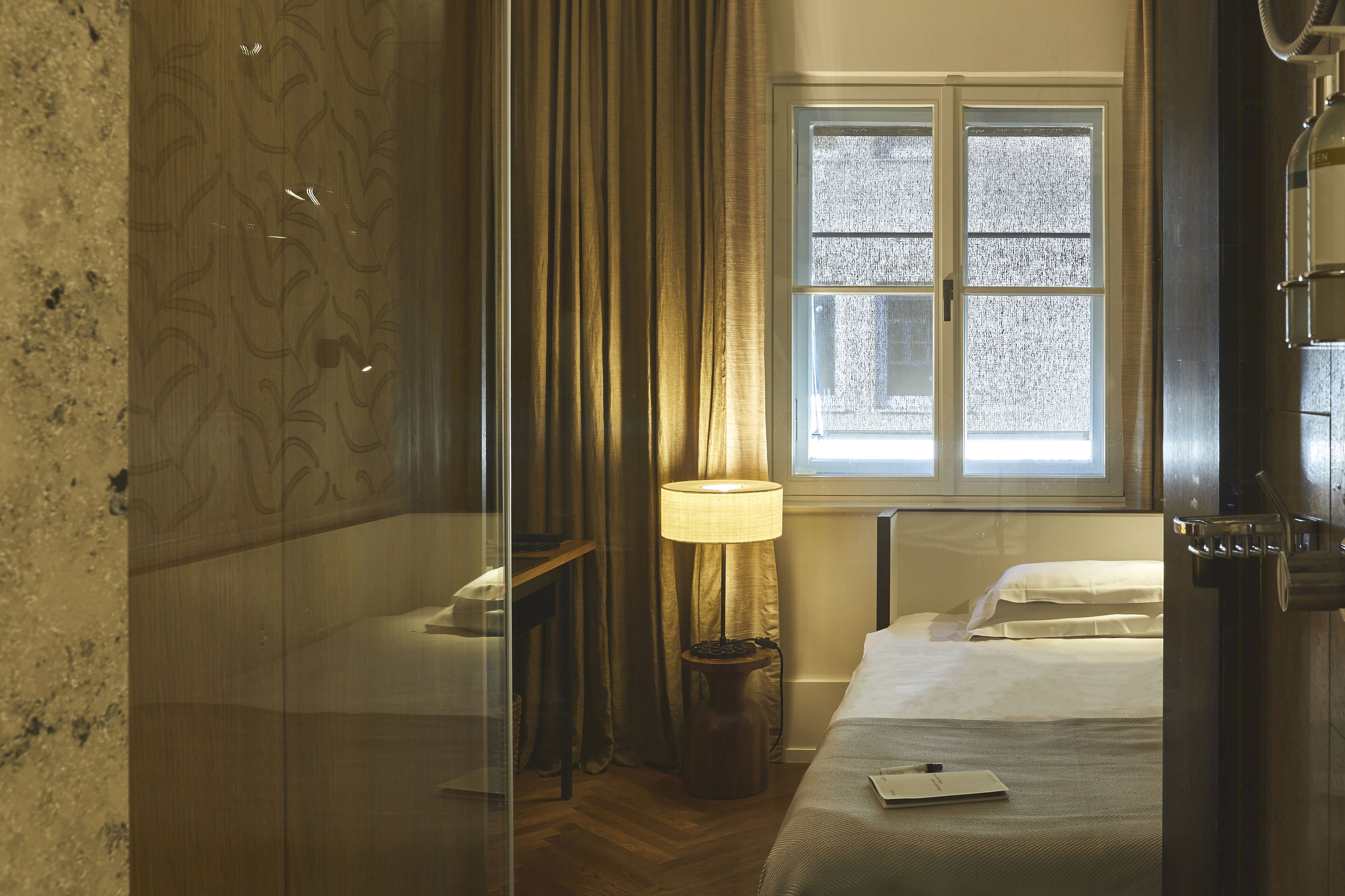 cortiina cosy, street view, near the elevator | view from room