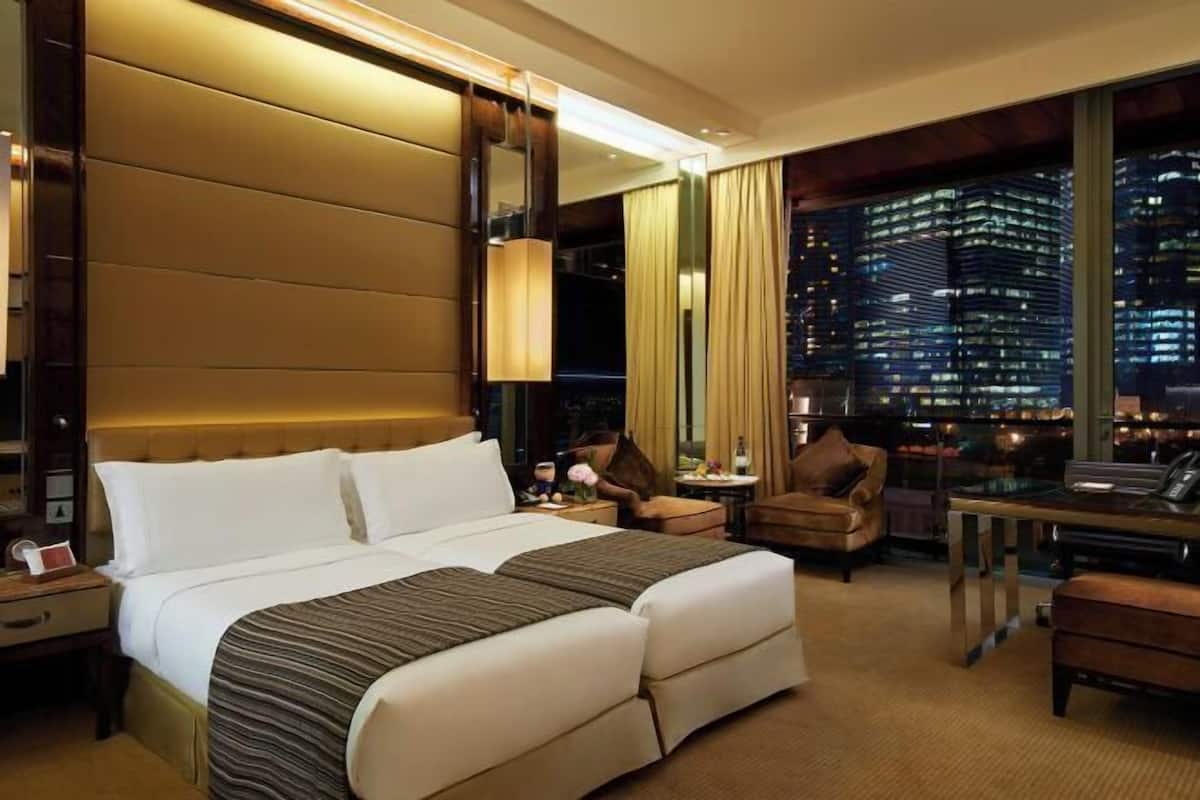 1 bedroom, Egyptian cotton sheets, premium bedding, minibar