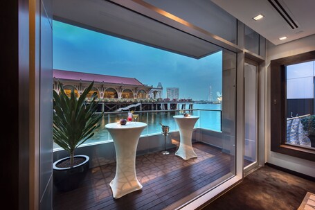 The Fullerton Bay Hotel - Image 17