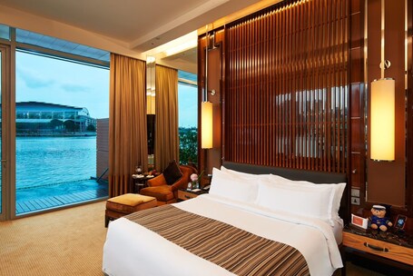 The Fullerton Bay Hotel - Image 9