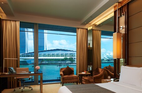 The Fullerton Bay Hotel - Image 3