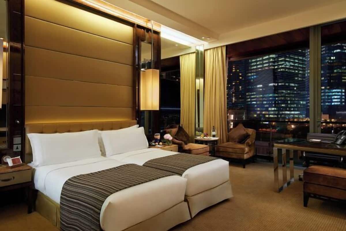 1 bedroom, Egyptian cotton sheets, premium bedding, minibar