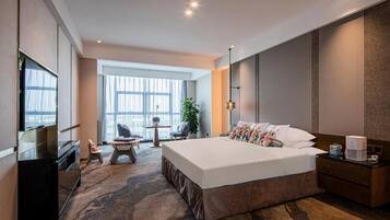 Premium bedding, Select Comfort beds, minibar, in-room safe