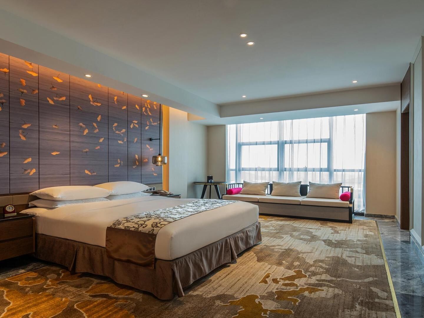 premium bedding, select comfort beds, minibar, in-room safe