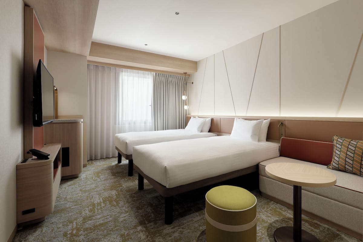 Kamar Standar, Bebas Asap Rokok | Seprai premium, brankas, tirai kedap cahaya, dan Wi-Fi gratis