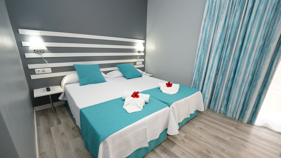 RF Apartamentos Bambi - Adults Only