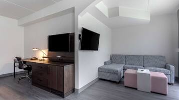 Suite, 1 King Bed with Sofa bed, Non Smoking | Premium bedding, pillowtop beds, in-room safe, desk