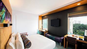 1 bedroom, minibar, in-room safe, desk