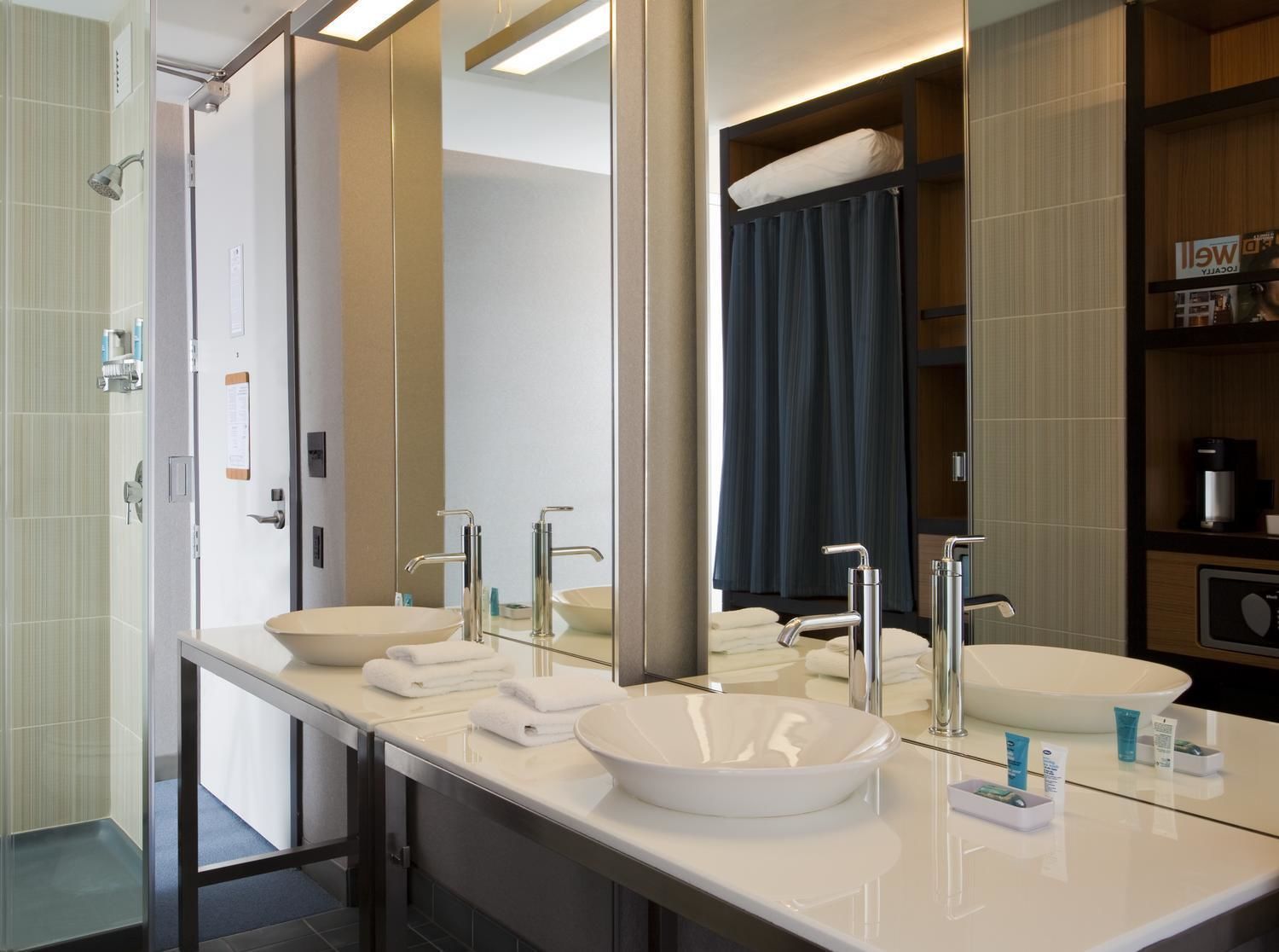 shower, free toiletries, hair dryer, bathrobes