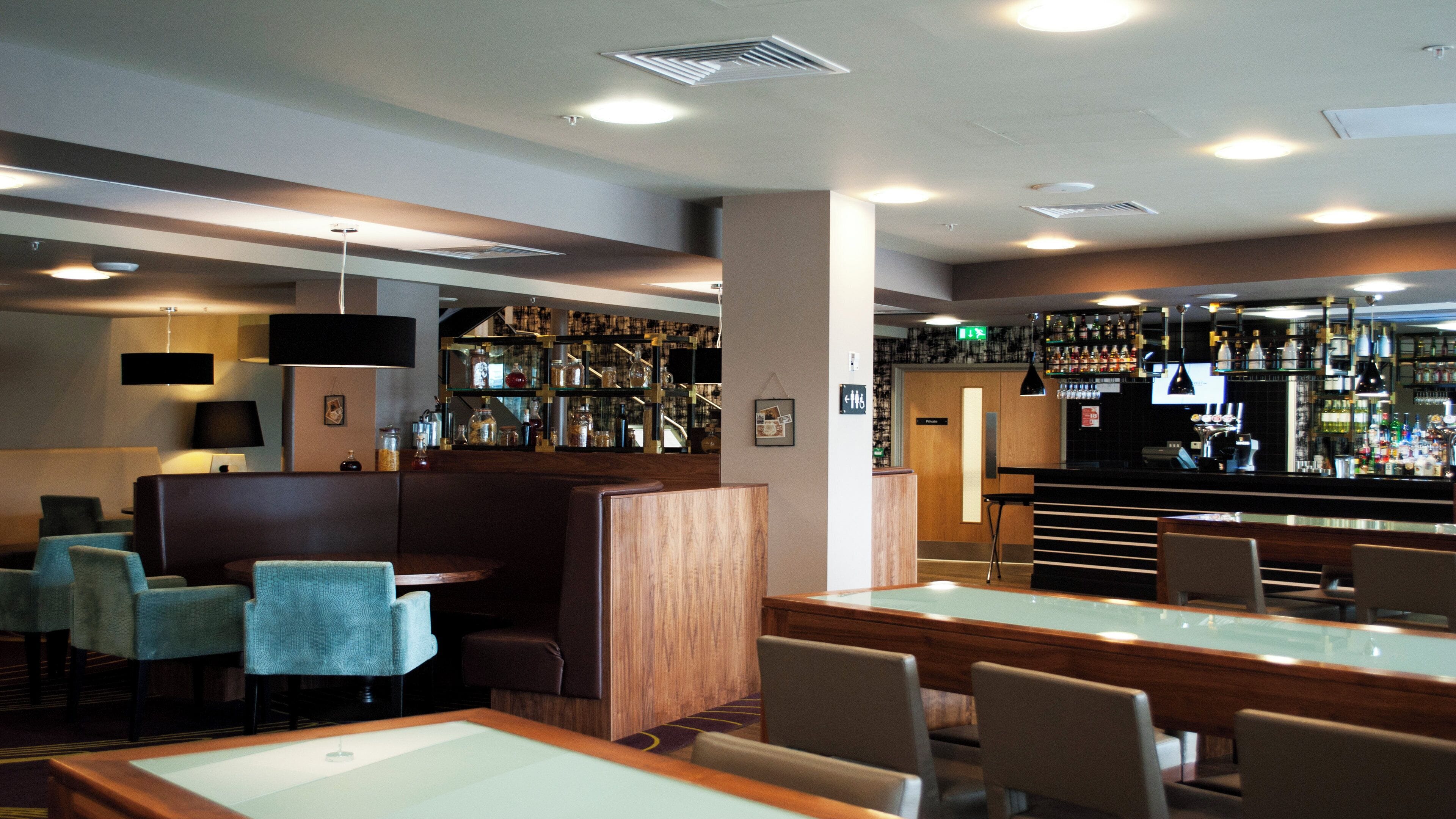 Photo - Holiday Inn Manchester-Media City UK by IHG