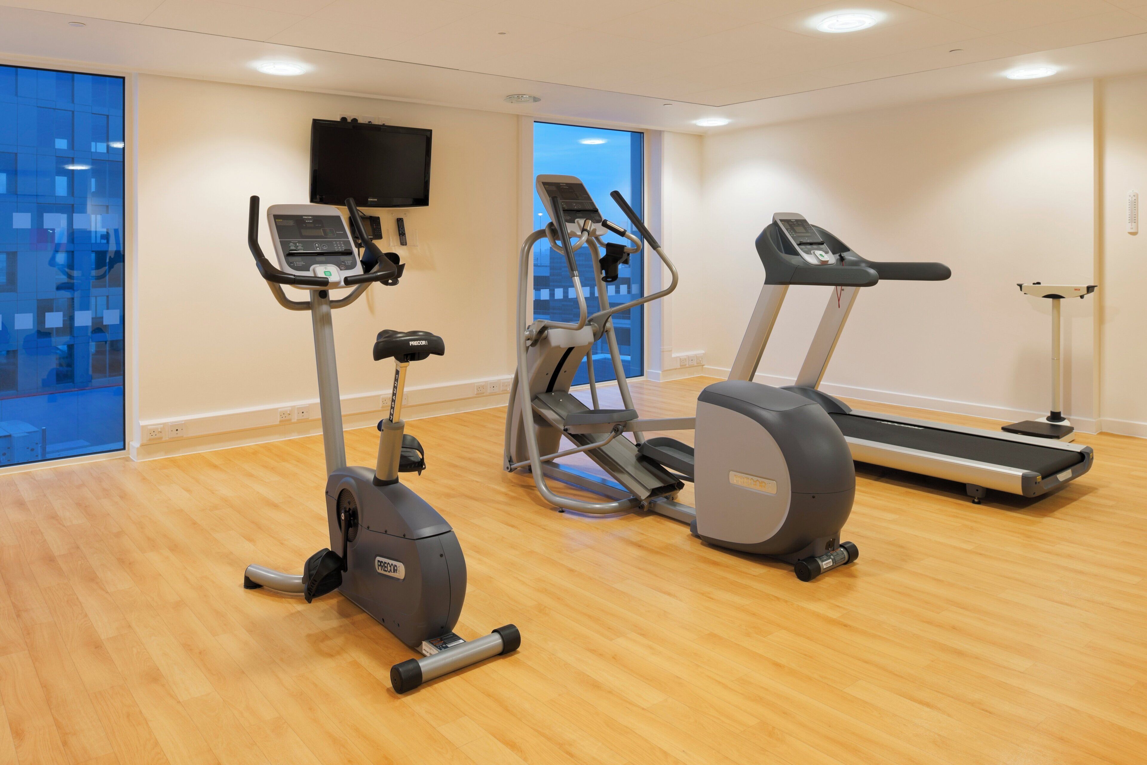 Photo - Holiday Inn Manchester-Media City UK by IHG