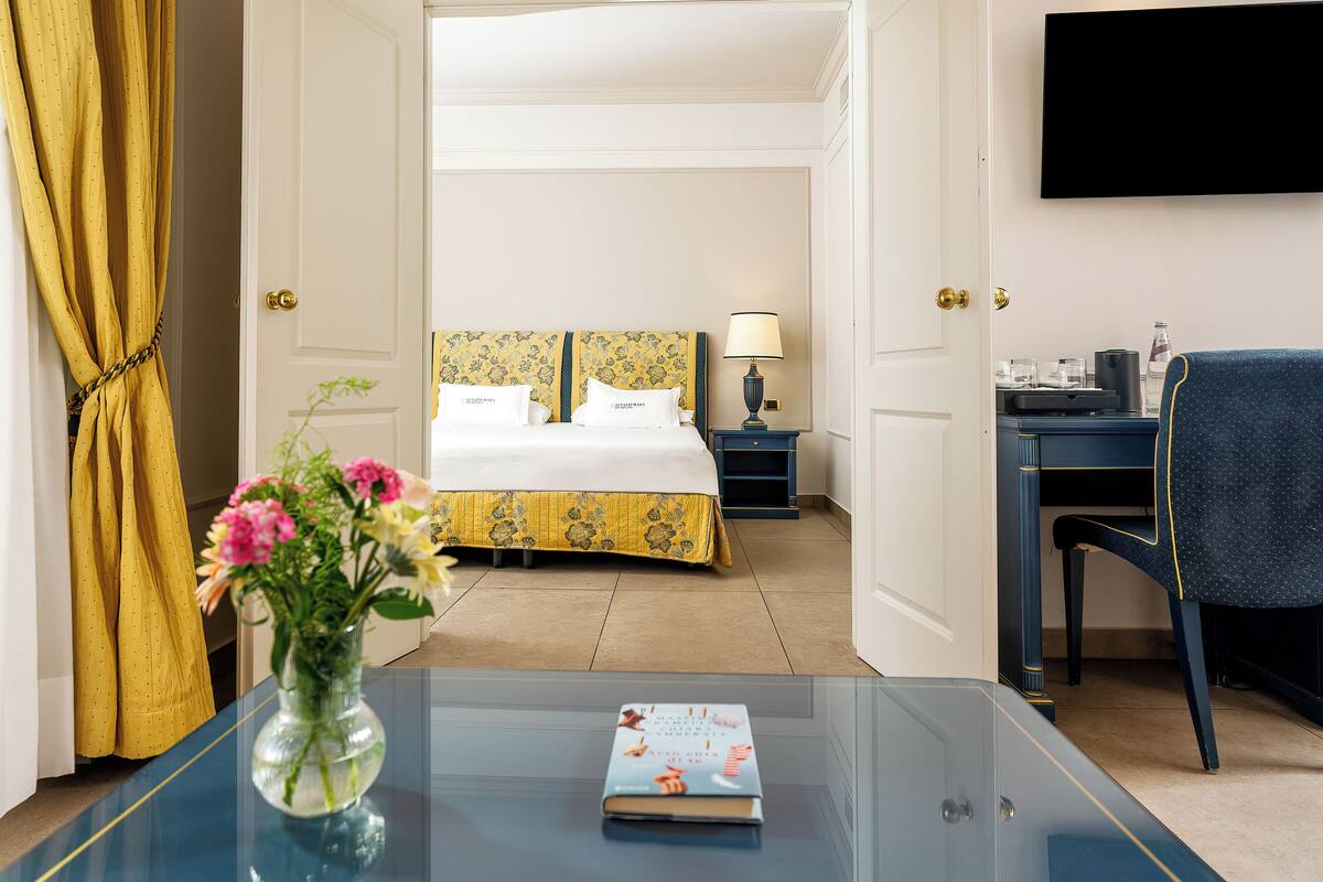 Minibar, in-room safe, soundproofing, alarm clocks