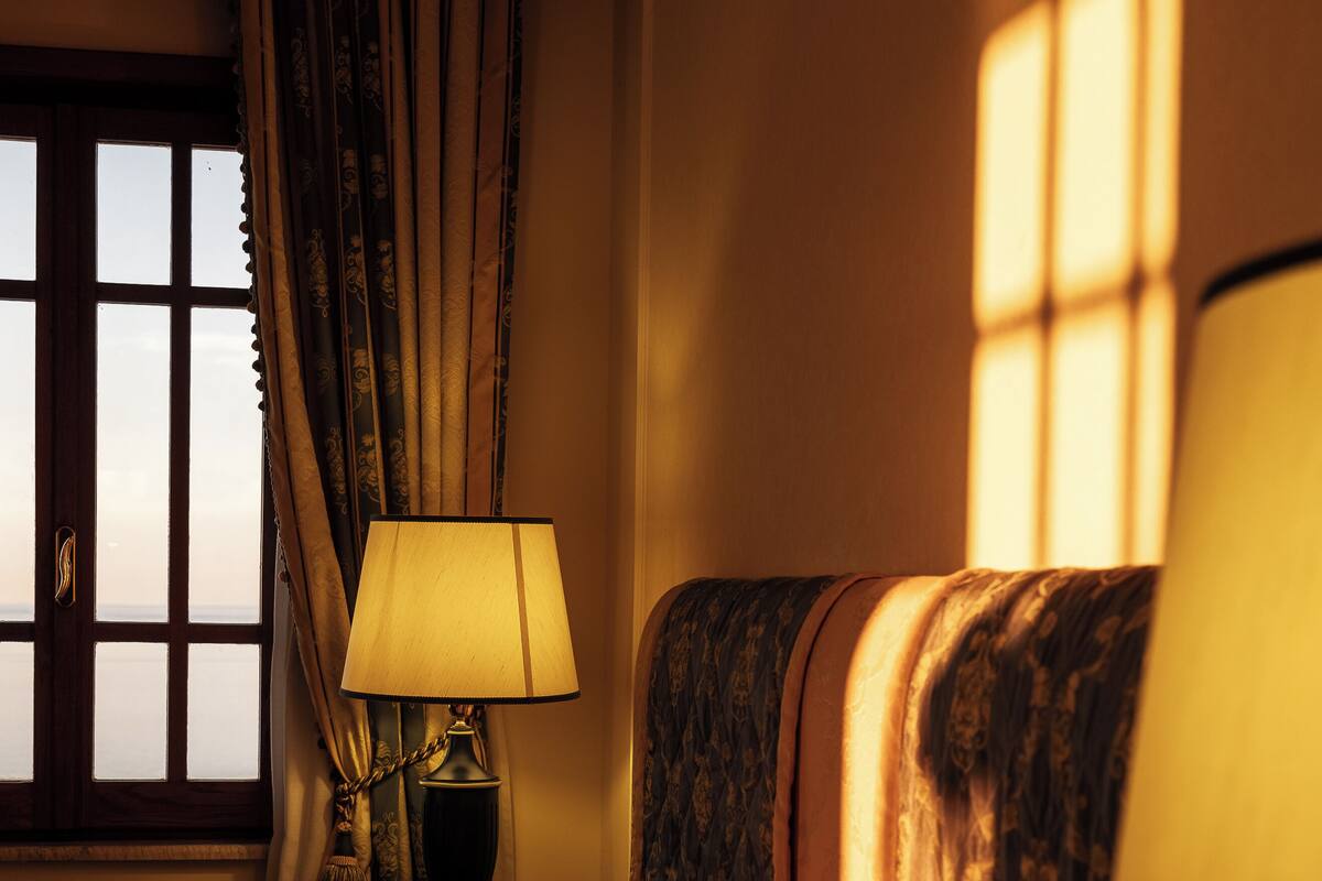 Minibar, in-room safe, soundproofing, alarm clocks