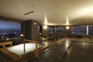 Hot springs - JR Tower Hotel Nikko Sapporo (Sapporo)