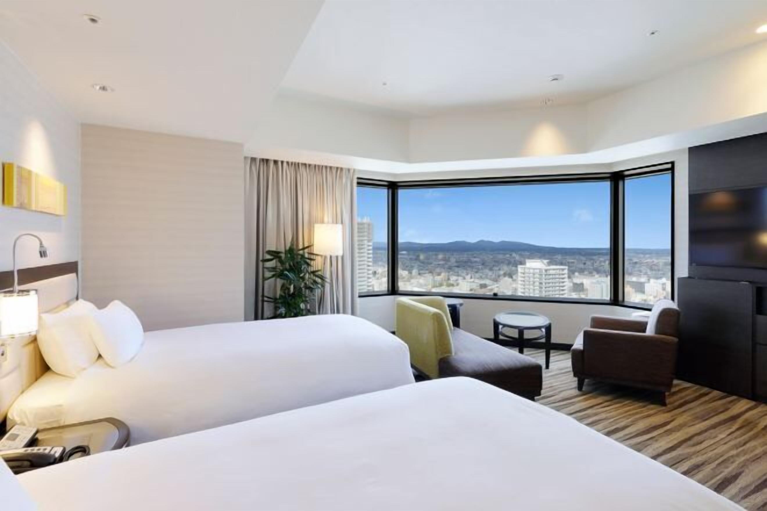 Down comforters, minibar, in-room safe, desk