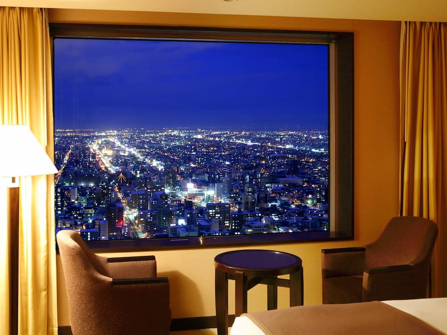40-inch TV with digital channels