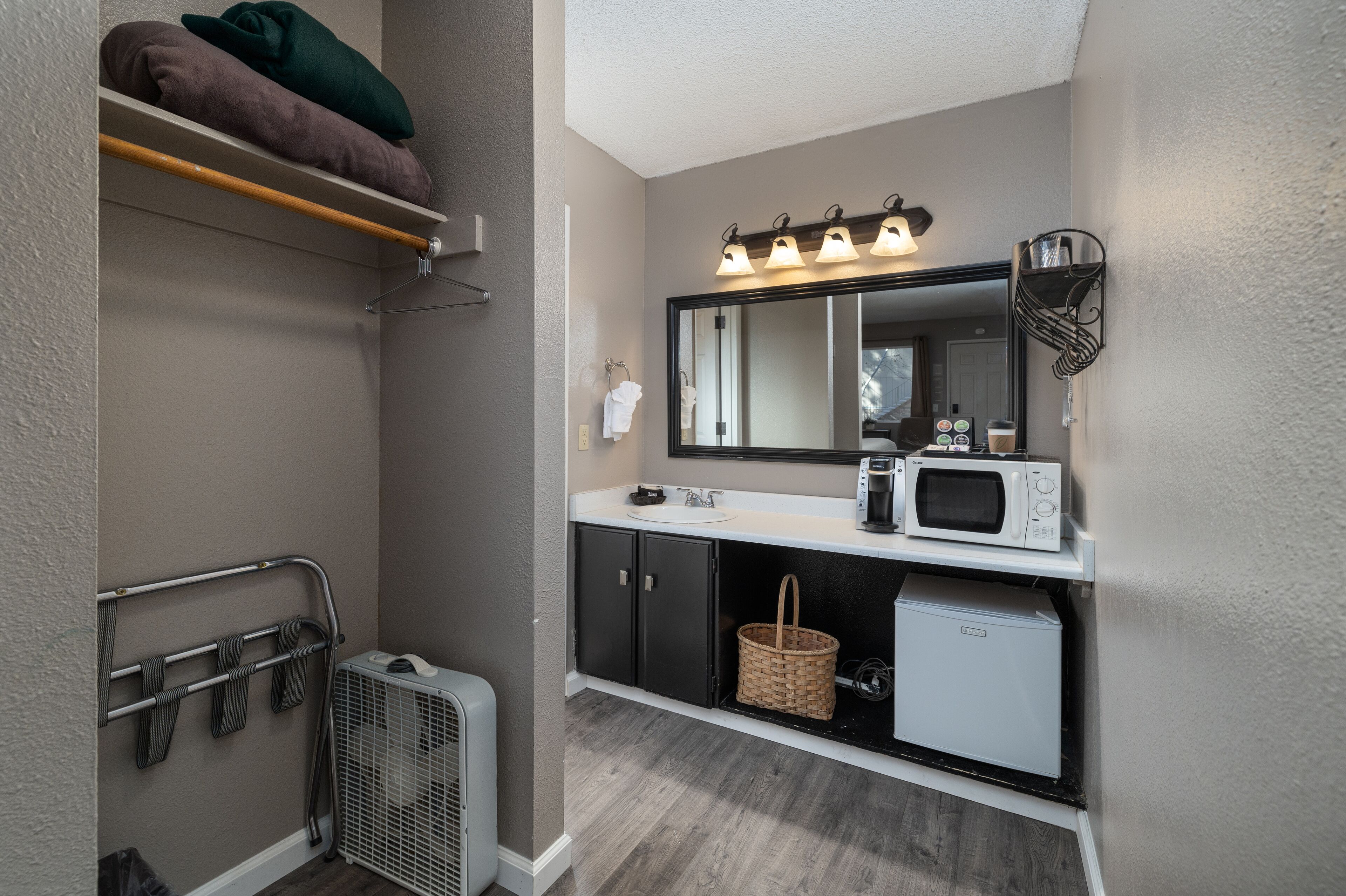 1 bedroom, premium bedding, pillow-top beds, individually decorated