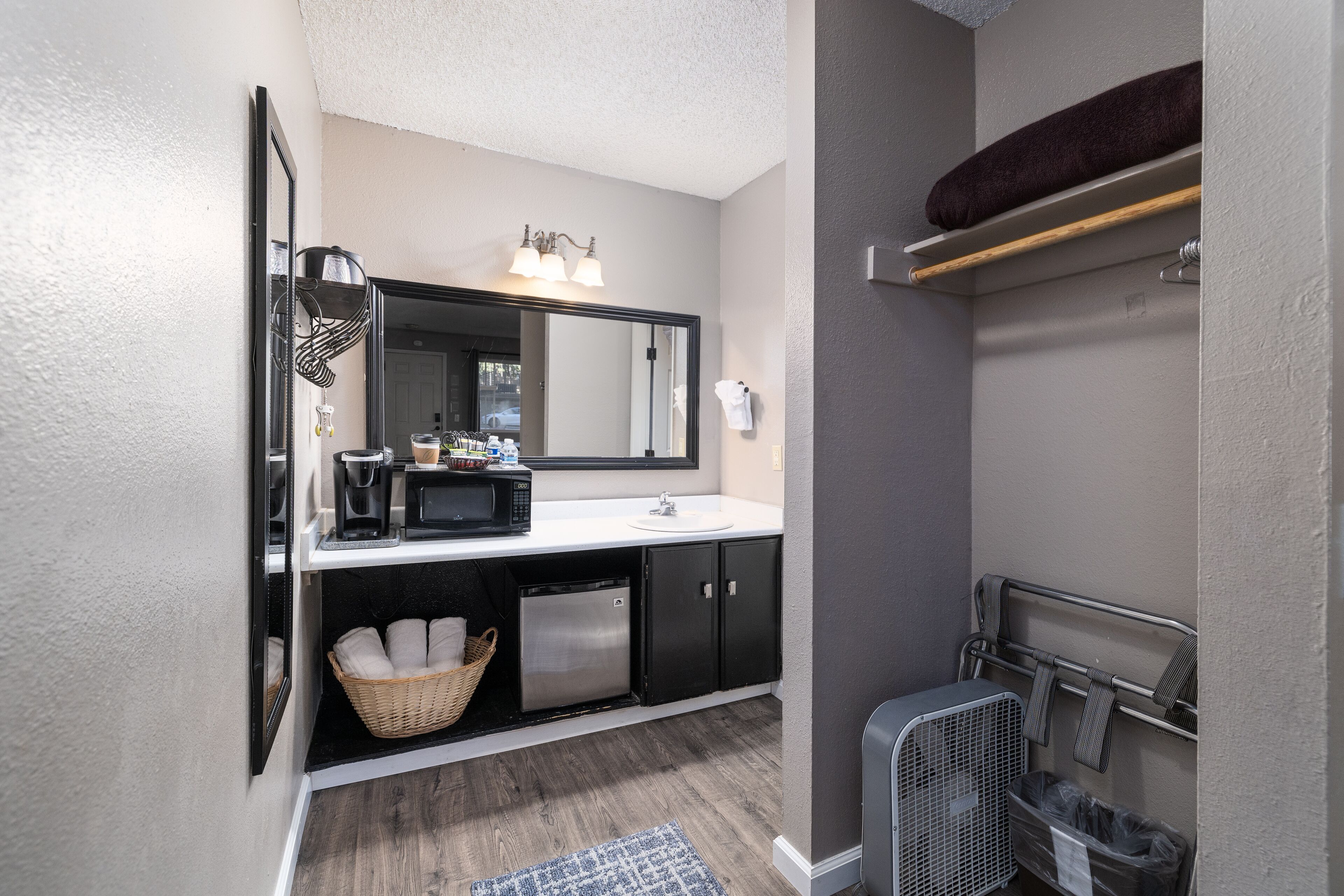 高級寢具、特厚豪華床墊、獨特設計、獨特裝修