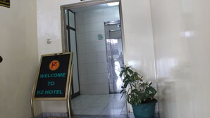 Property entrance - KZ Hotel (Addis Ababa)