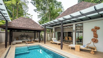 Two Bedroom Pool Villa (No Child Allowed) | Kameruitzicht