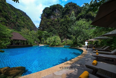Outdoor pool. The Banjaran Hotsprings Retreat