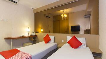 Standard Twin Room | Desk, iron/ironing board, free WiFi, bed sheets