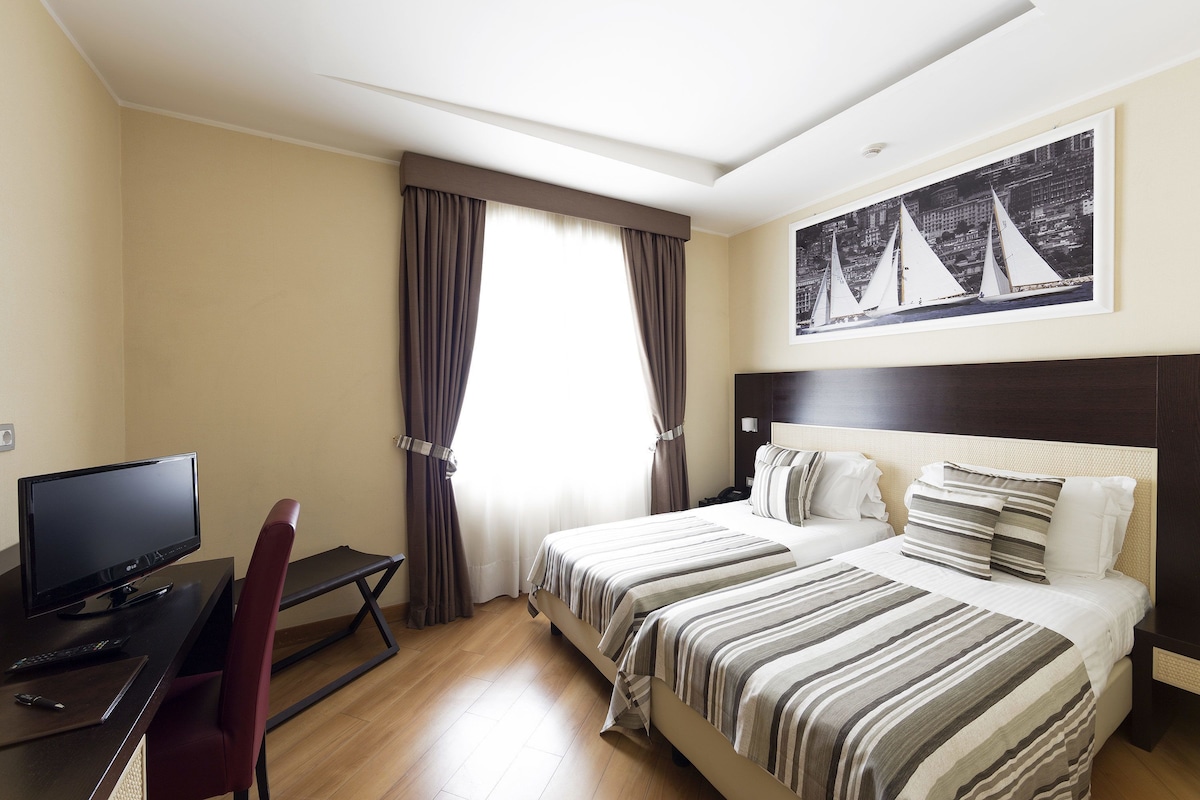 Minibar, in-room safe, desk, soundproofing