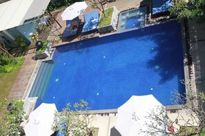 Outdoor pool - Frangipani Villa Hotel II (Siem Reap)