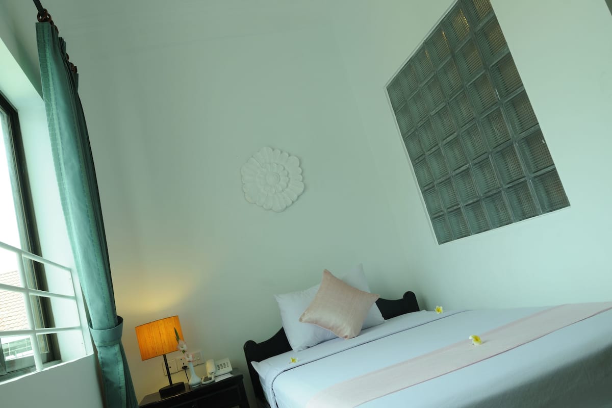 Premium bedding, minibar, in-room safe, individually decorated
