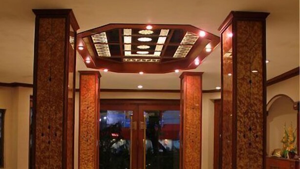 Interior entrance - Hotel Jayaram (Puducherry)
