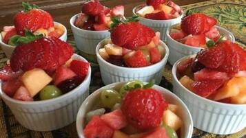 Makanan dan minuman