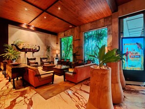 Sala de estar en el lobby