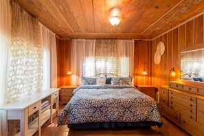 Decoració individual, mobiliari individual i planxa i posts de planxar 