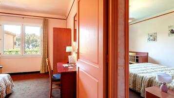 Minibar, in-room safe, desk, soundproofing