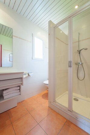 Towels - Hôtel Le Provençal (Roquebrune-sur-Argens)
