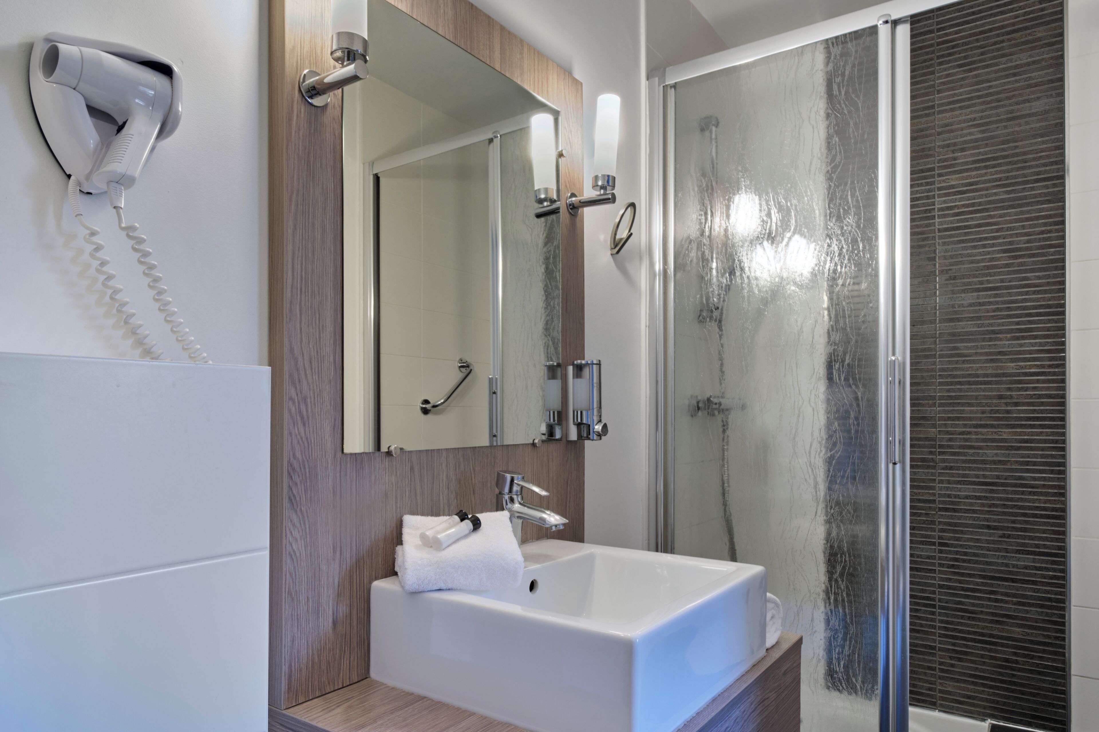 Photo - The Originals City, le Beaujoire, Nantes - FACE Parc Expo et FACE Stade Beaujoire