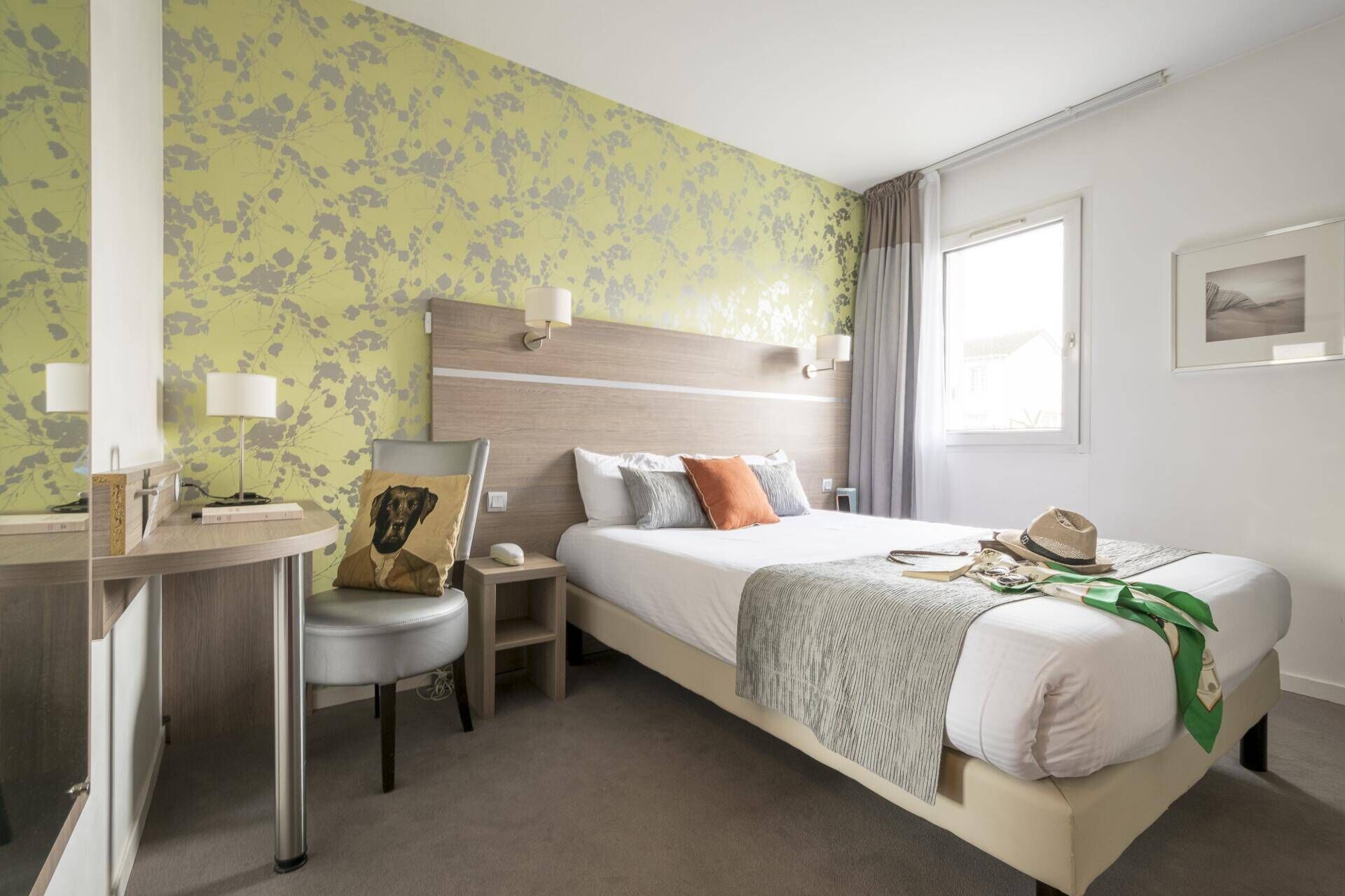 1 bedroom, premium bedding, in-room safe, desk