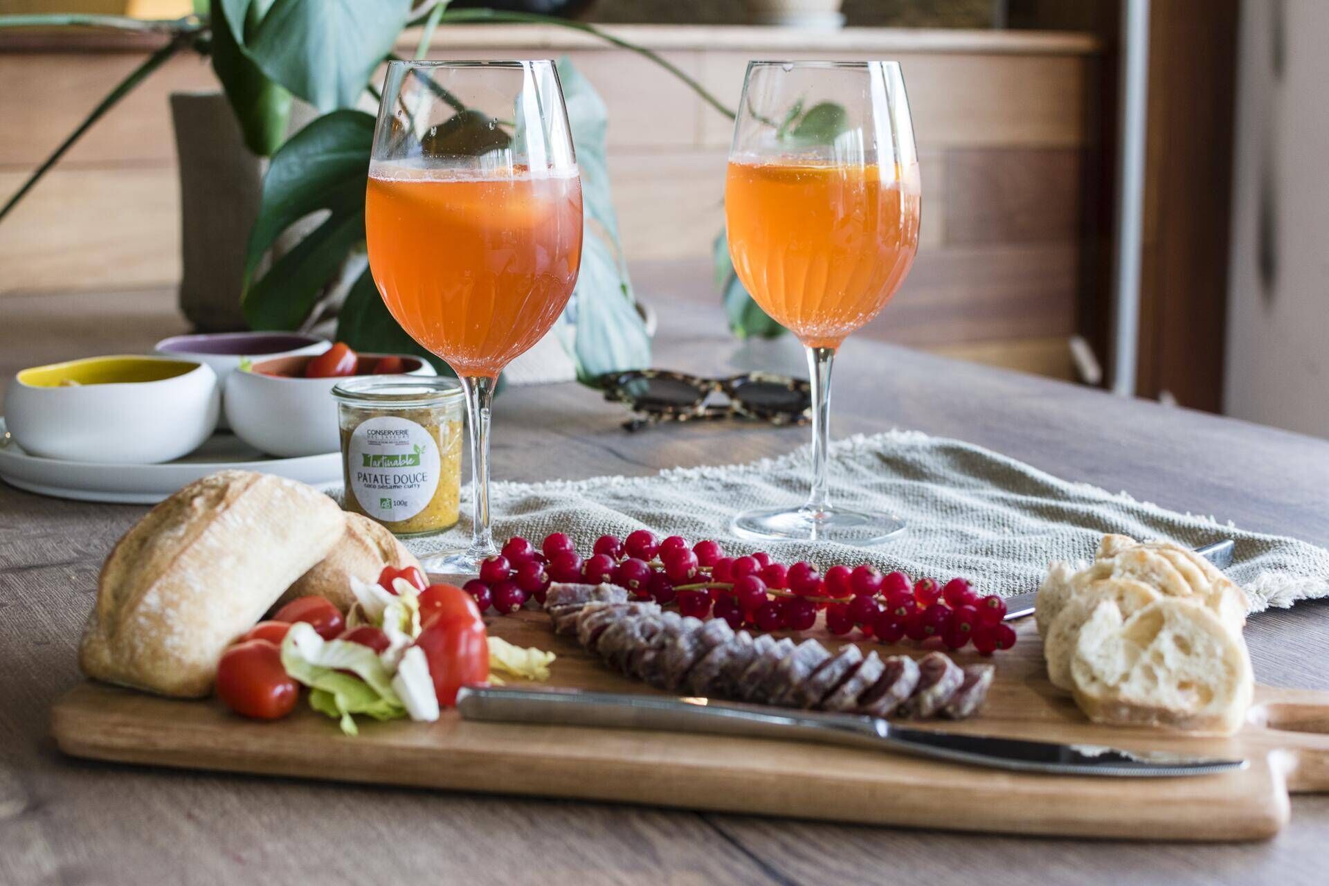 lunch and dinner served, local cuisine