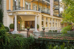Front of property - Atlantic Parkhotel (Baden-Baden)