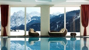 Una piscina techada