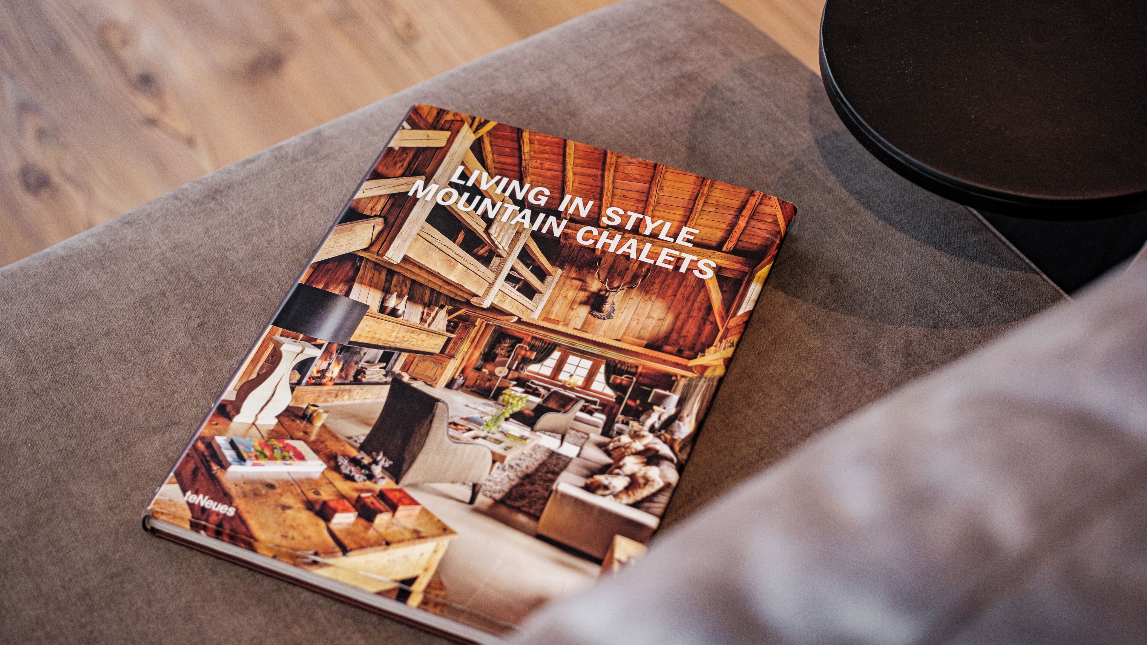 luce 1 - three-bedroom apartment (ground floor) | select comfort beds, individually decorated, individually furnished