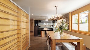 Apartment, Bergblick | Select-Comfort-Betten, individuell dekoriert, individuell eingerichtet