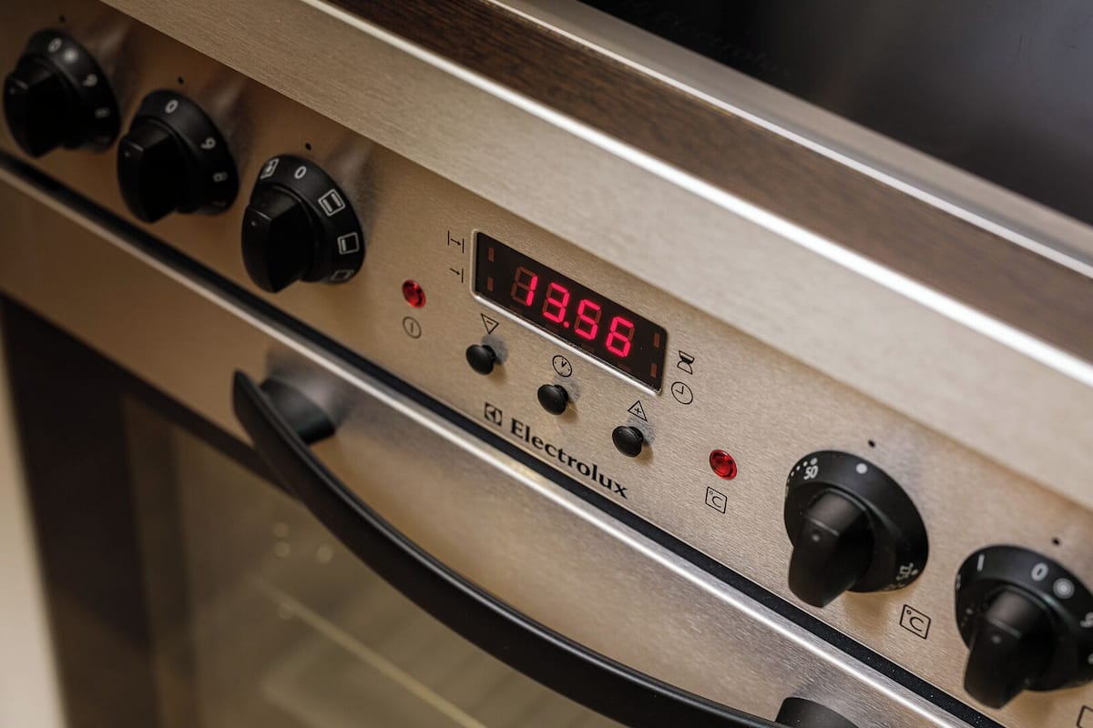 luce 2 - studio apartment (1st floor) | select comfort beds, individually decorated, individually furnished