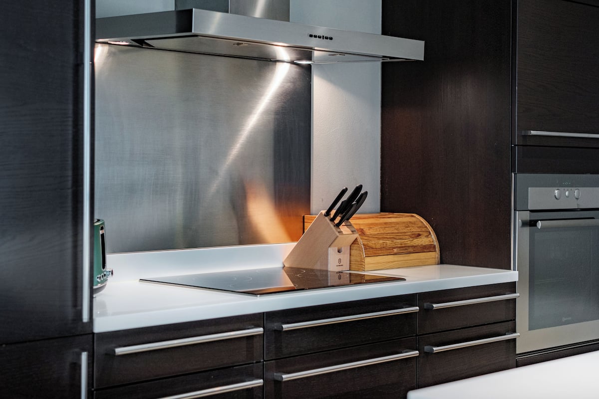 luce 1 - three-bedroom apartment (ground floor) | private kitchen | full-sized fridge, oven, stovetop, dishwasher