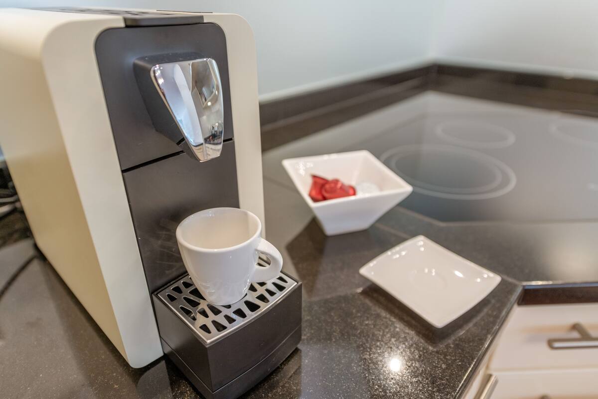 luce 5 - three-bedroom apartment (2nd floor) | private kitchen | full-sized fridge, oven, stovetop, dishwasher