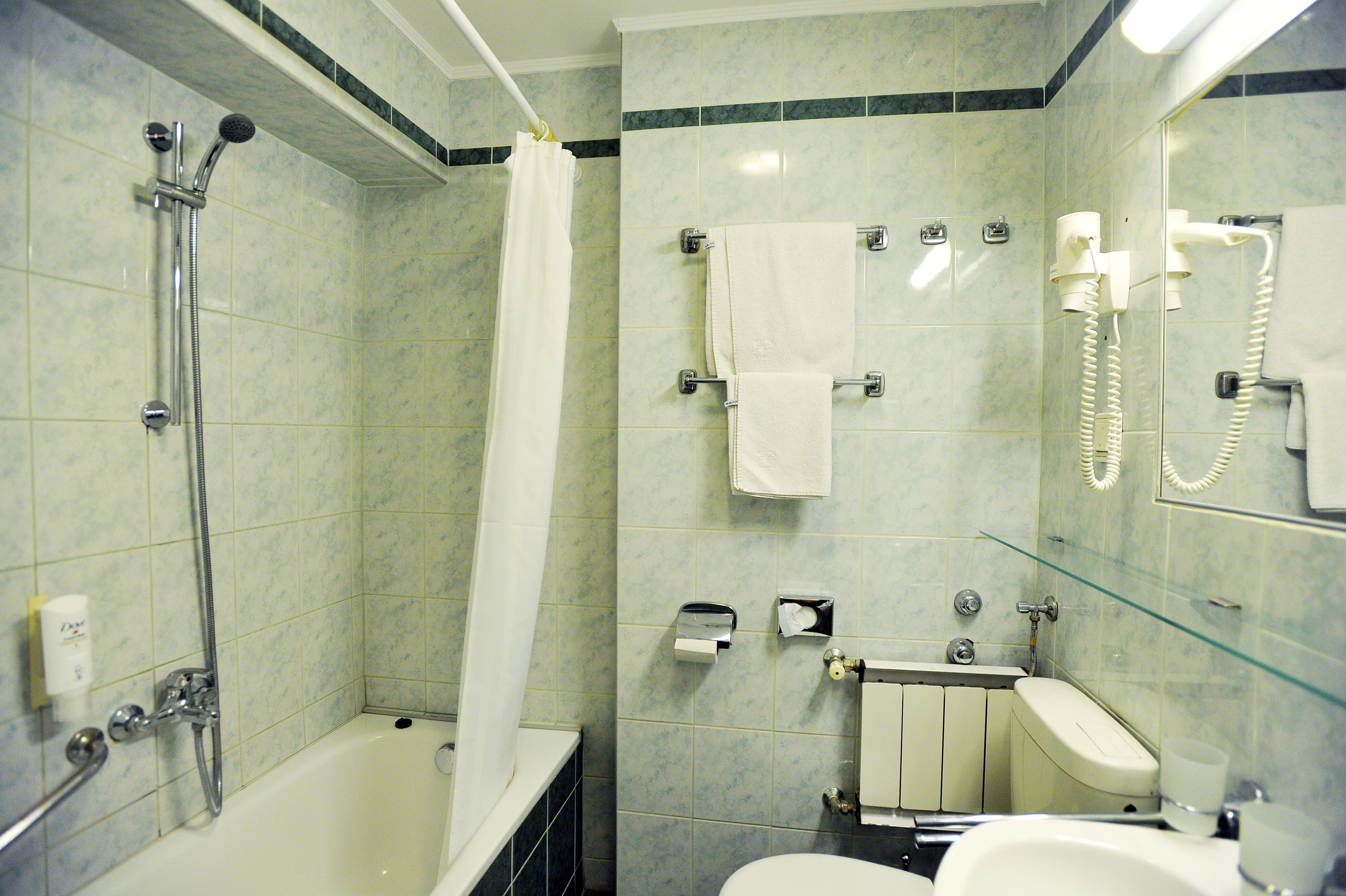 massage/treatment rooms