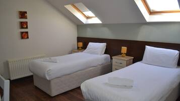 Desk, iron/ironing board, rollaway beds, WiFi