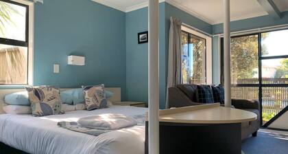 Wrights By The Sea Motel