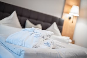 Quarto casal, sacada, vista para a montanha